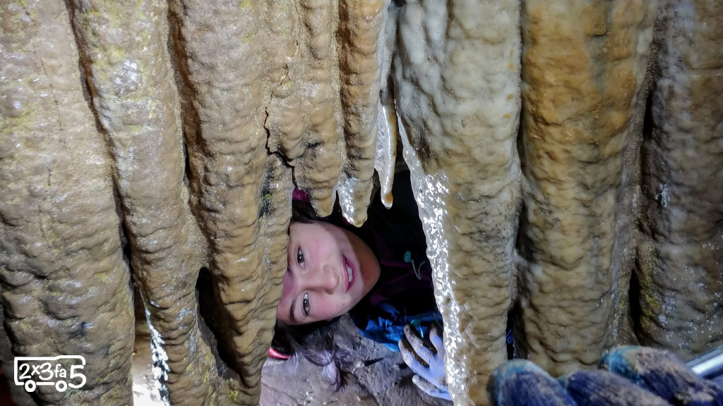 Grotta Europa: Valle Imagna con bambini guidati dagli speleo 2 blank