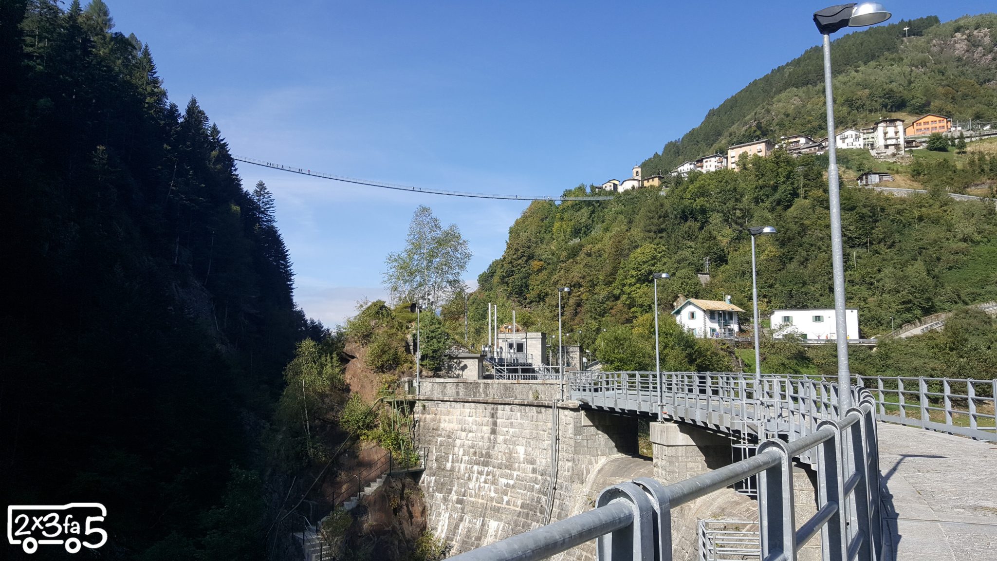 Ponte Tibetano in Valtellina Ponte Tibetano in Valtellina