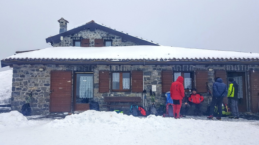 Ciaspolare con bambini in Lombardia