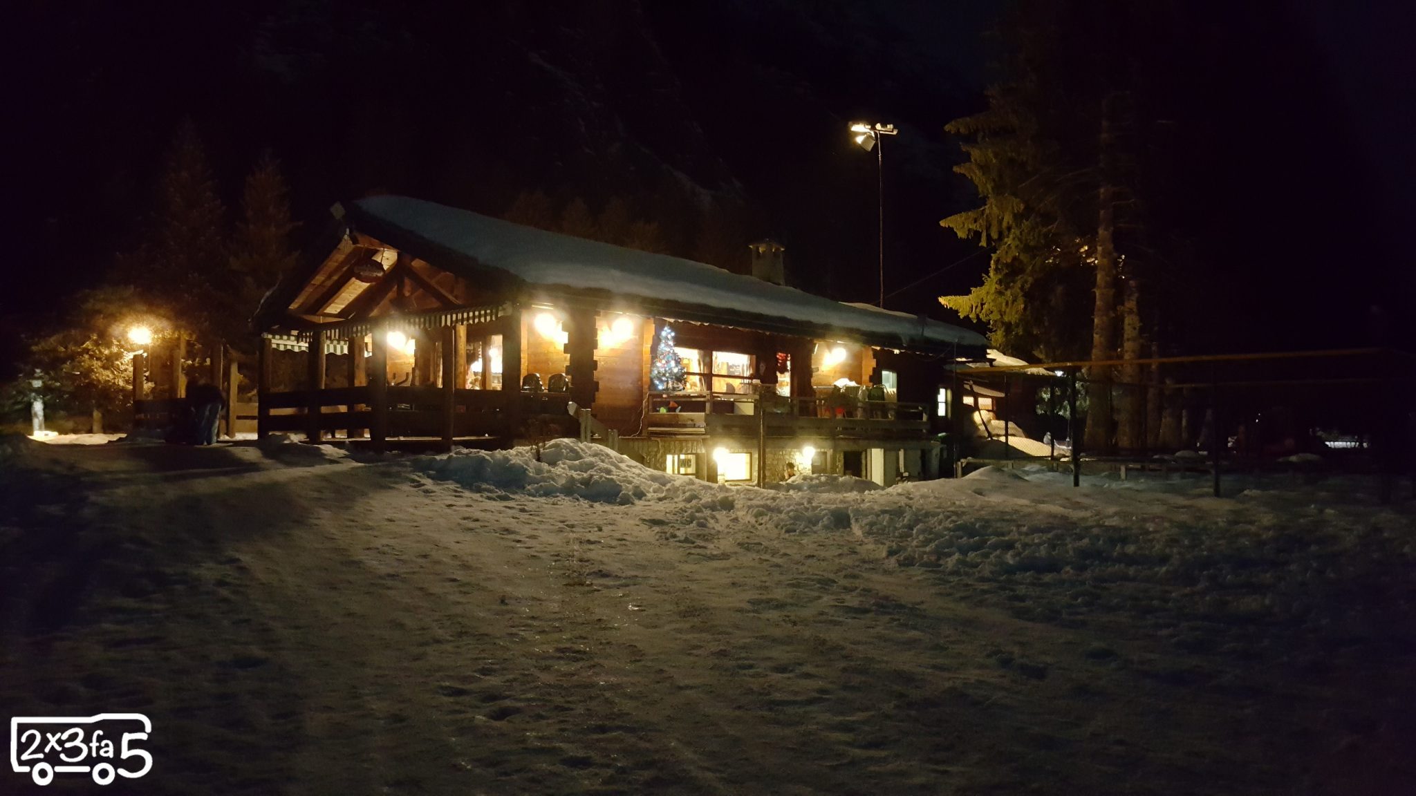 Lago di Gover pattinaggio sul ghiaccio Lago di Gover pattinaggio sul ghiaccio