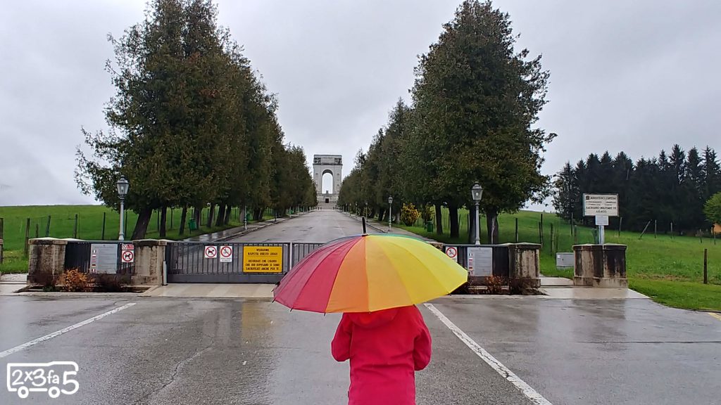 Viale Sacrario Militare Asiago Altopiano di Asiago coi bambini