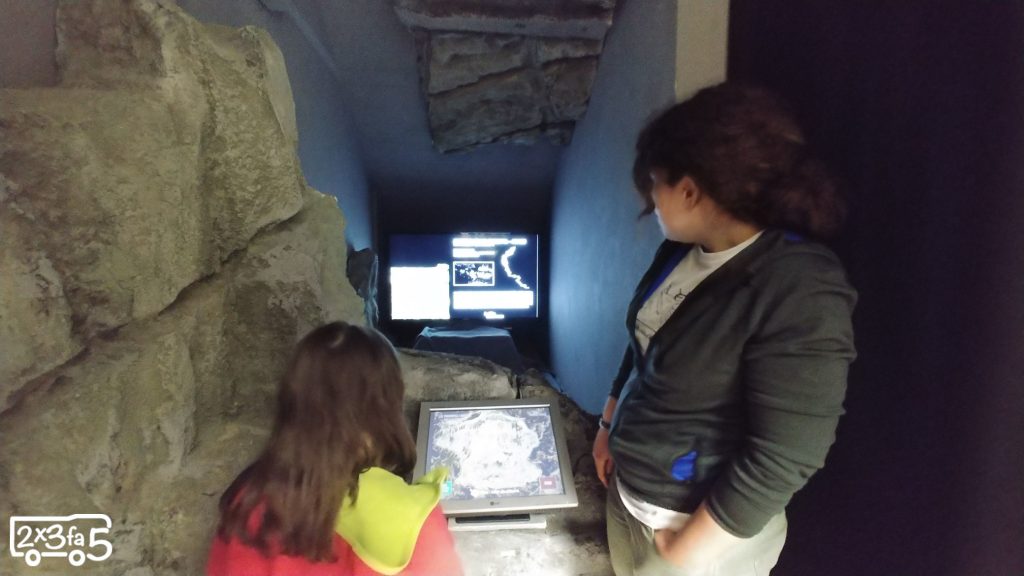 Simulazione in grotta al Museo naturalistico di Asiago Altopiano di Asiago coi bambini