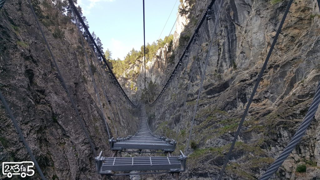 Ponte Tibetano Cesana Claviere coi bambini