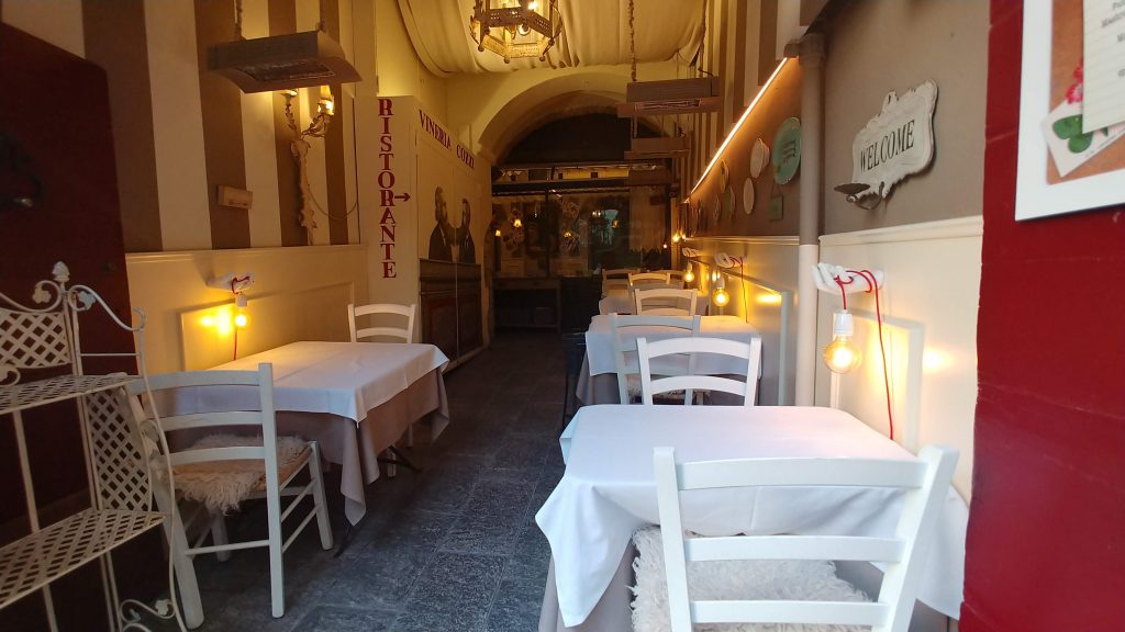 Vineria Cozzi Città Alta Bergamo Bergamo Città Alta miniguida