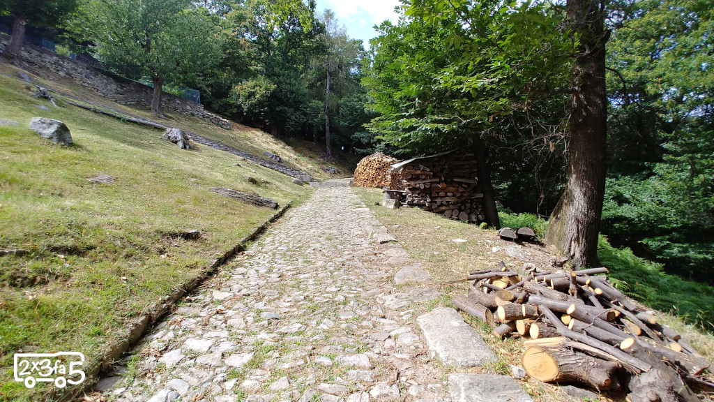 Sentiero Crus de l'omm Crus de l'omm Cernobbio