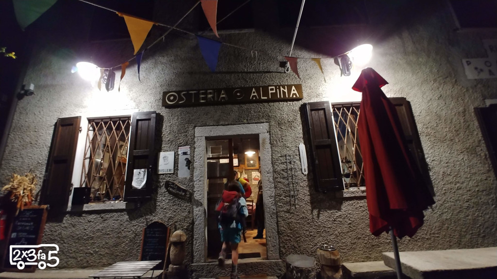 Osteria alpina Codera notte Trekking con bambini in Lombardia