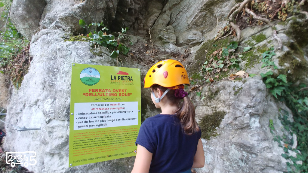 La Ferrata ovest dell'ultimo Sole coi bambini Pietra di Bismantova coi bambini