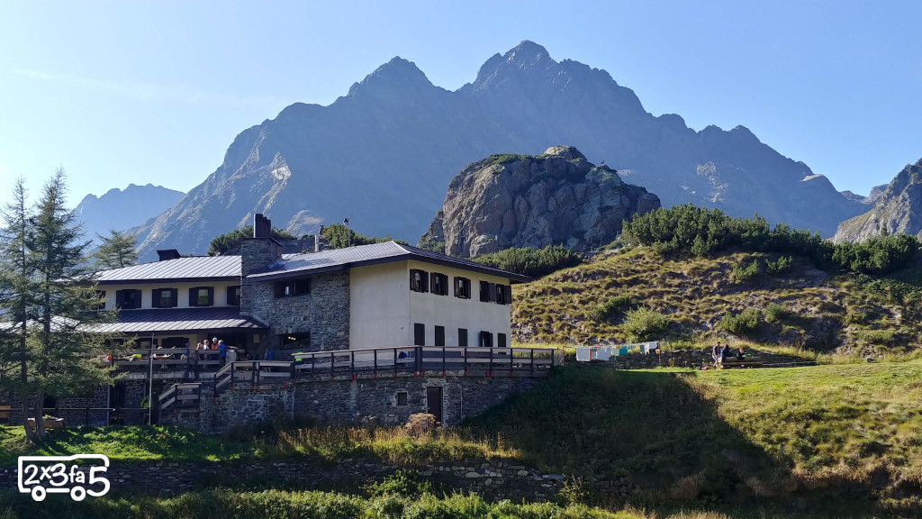 Il rifugio Curò Rifugio Curò con bambini