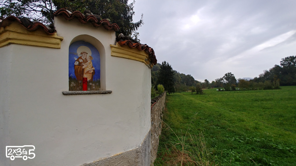 Edicola sant'Antonio Dove raccogliere le castagne vicino a Milano