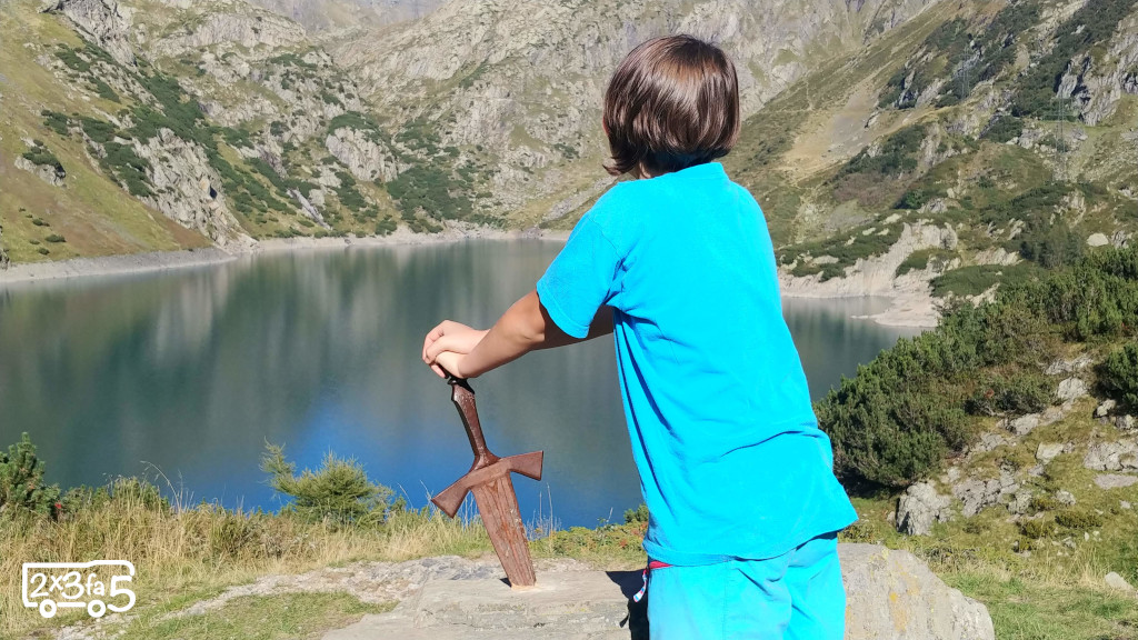 Rifugio Curò Spada nella Roccia Rifugio Curò con bambini
