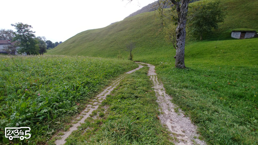 Rifugio Riva sentiero Valsassina Rifugio Riva coi bambini