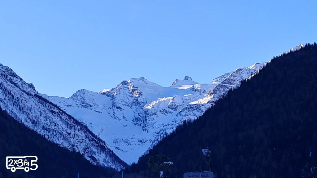 Gran Paradiso Cogne in camper in inverno