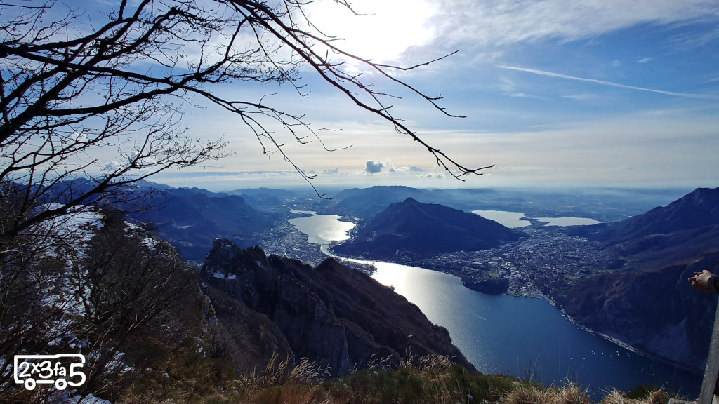 Lago Lecco visto dal Coltignone Escursione facile in Lombardia con vista mozzafiato