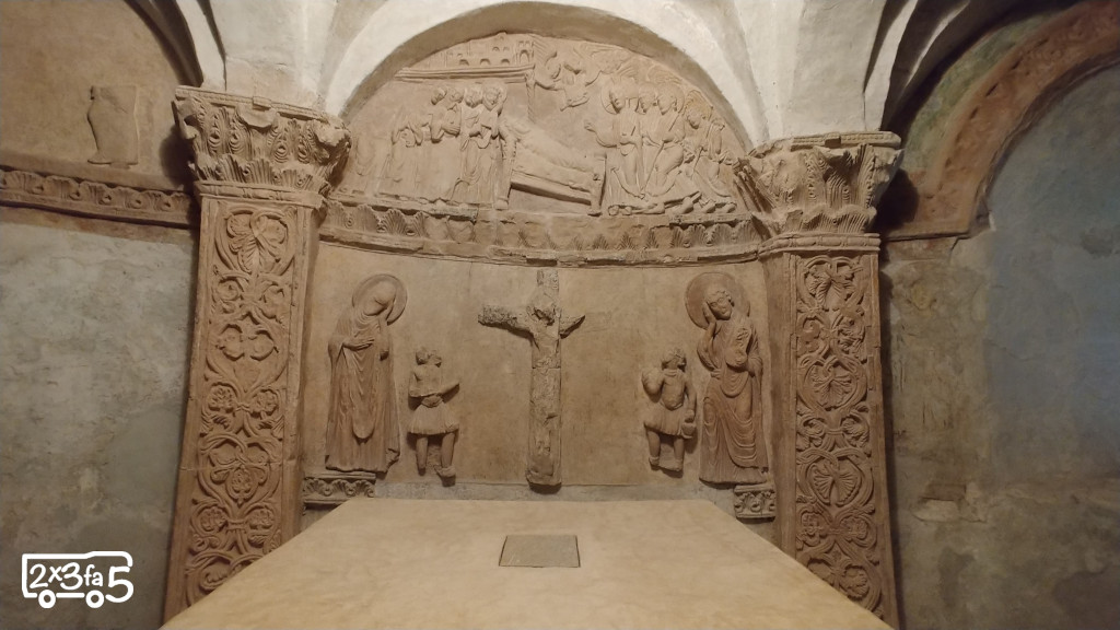 Abbazia San Pietro al Monte Trekking facile in Lombardia
