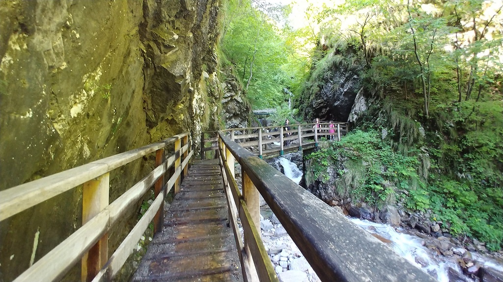 Trekking per famiglie Lombardia