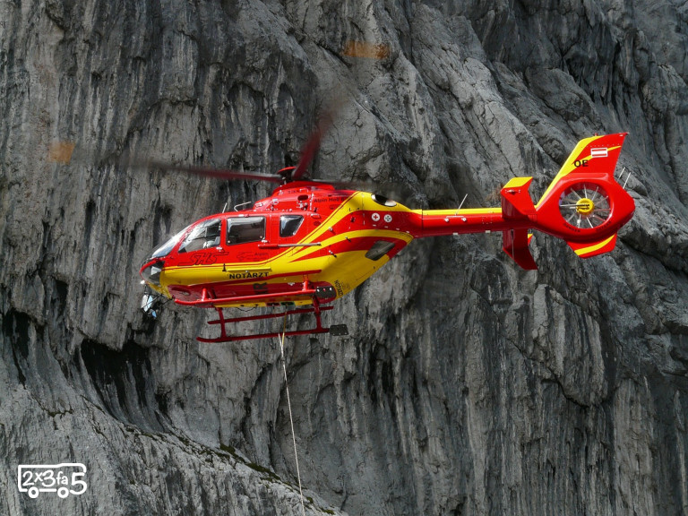 Elicottero soccorso alpino Cosa fare in montagna in caso di emergenza
