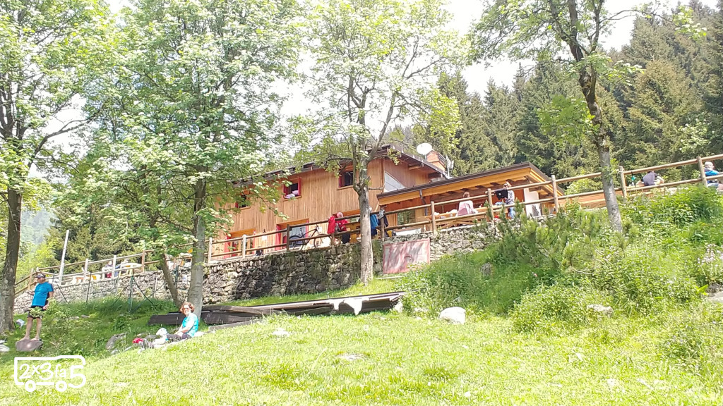 Rifugio Alpe Corte in estate