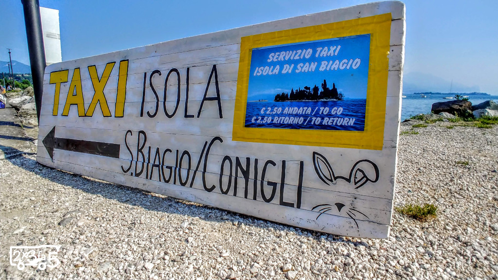 Porto Torchio imbarco Isola dei Conigli Porto Torchio imbarco Isola dei Conigli