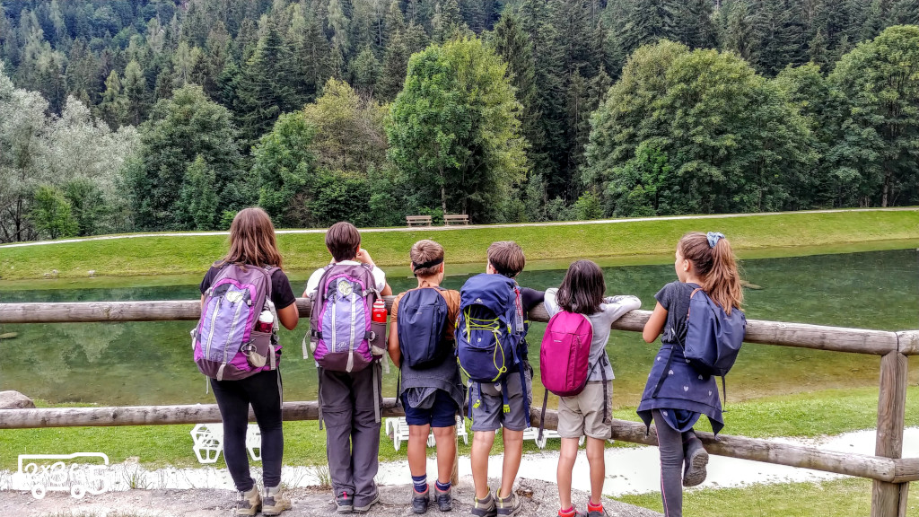 Laghetto Valcanale bambini Trekking lago alpino