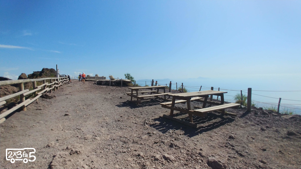 Salire sul Vesuvio