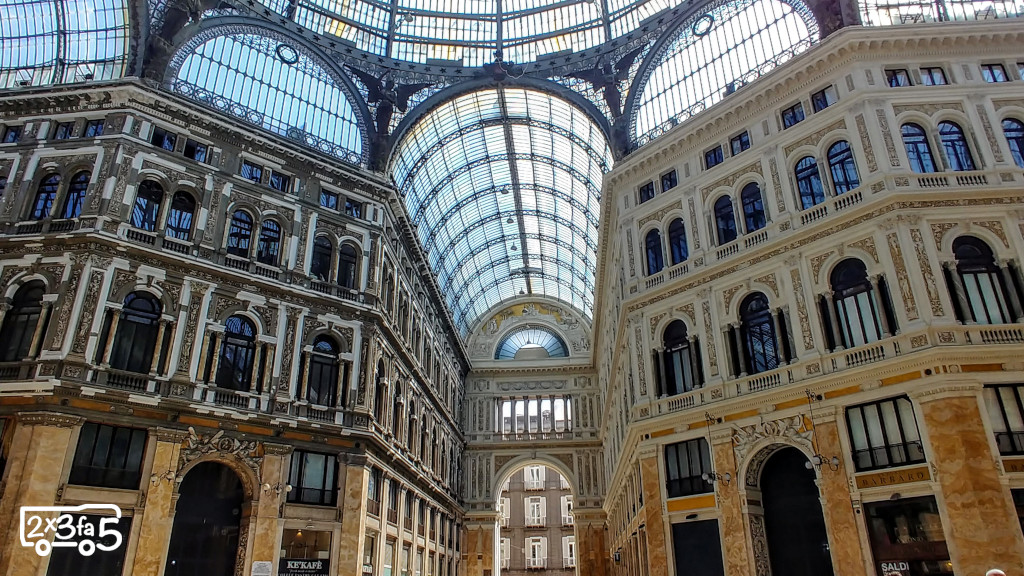Galleria Umberto I Cosa fare a Napoli con i bambini