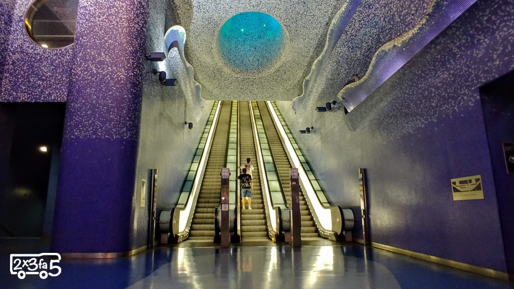 Fermata Metropolitana Toledo Cosa fare a Napoli con i bambini