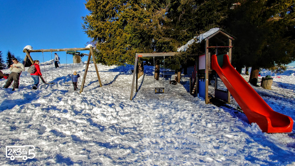 Rifugio Monte Poieto in inverno Rifugio Monte Poieto in inverno