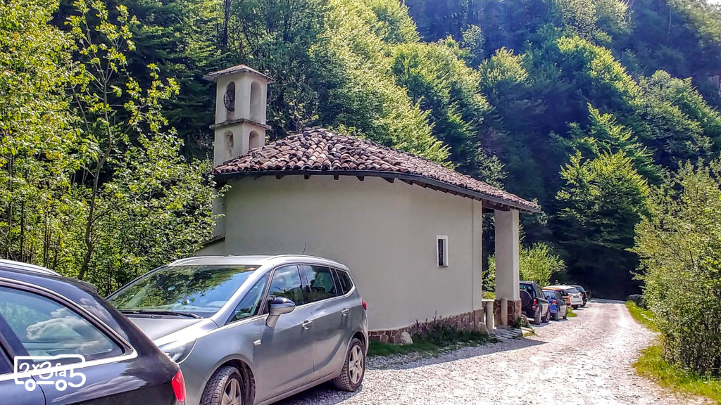 Bosco Incantato La Terra delle Meraviglie e il Villaggio lungo il Fiume