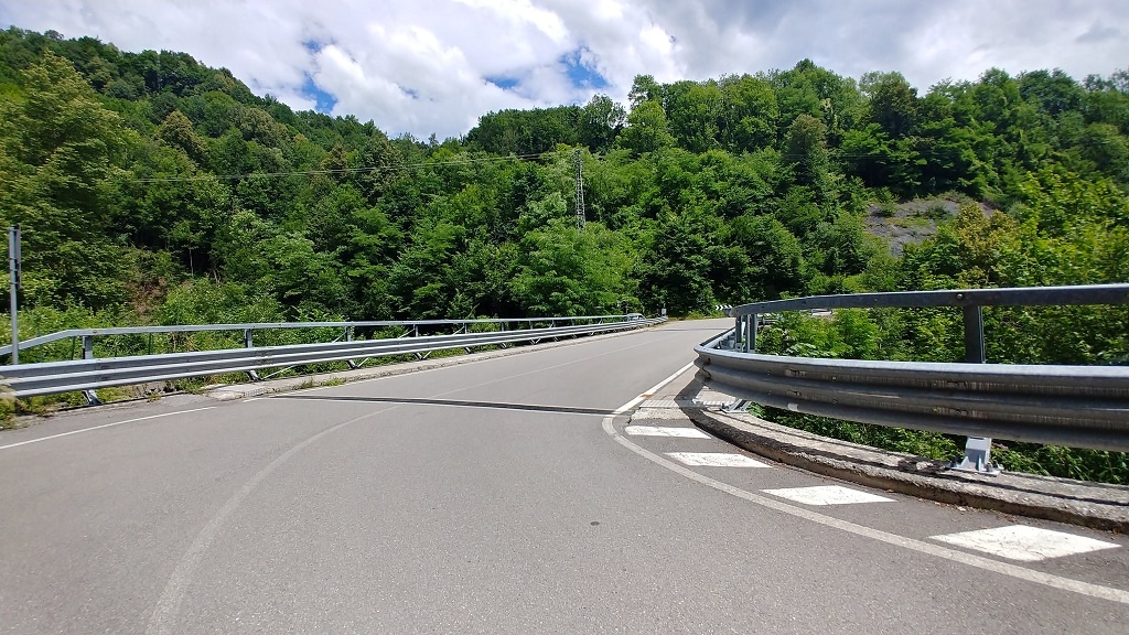 Sorgenti Fiume Enna con bambini