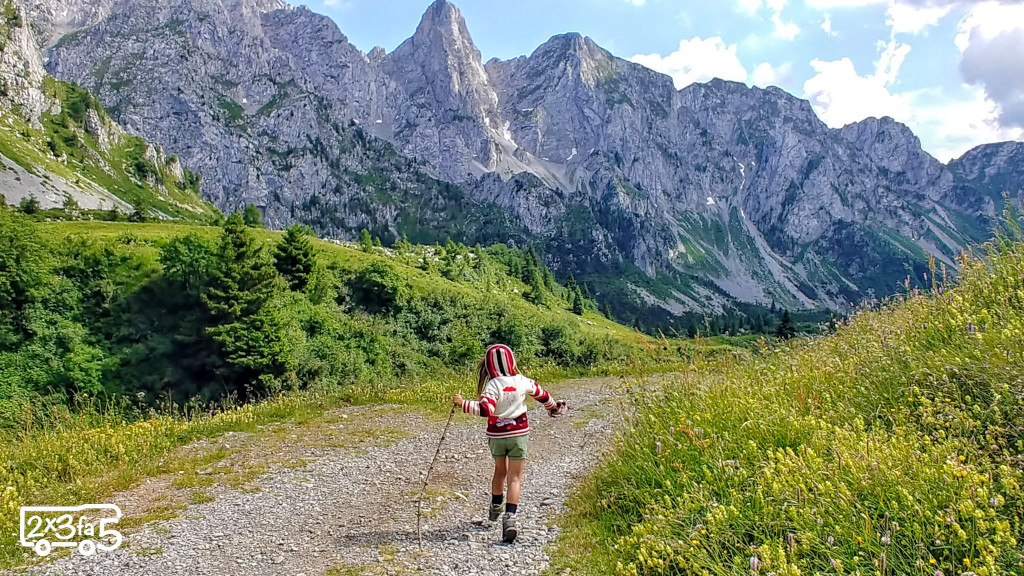 Rifugio Campione in estate con bambini. Trekking tra Val di Scalve e Valcamonica 4 blank
