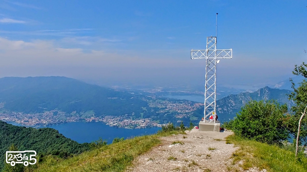 Monte Magnodeno con bambini da Erve Monte Magnodeno con bambini da Erve
