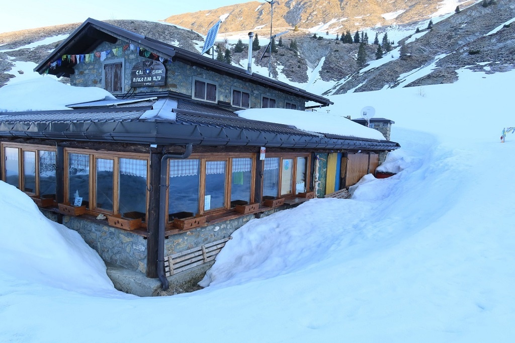 Rifugio Olmo: incanto e Grande Bellezza ai piedi della Presolana 2 blank
