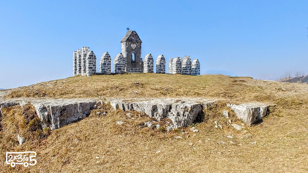 Tre Faggi Fuipiano Stonehenge bergamasca